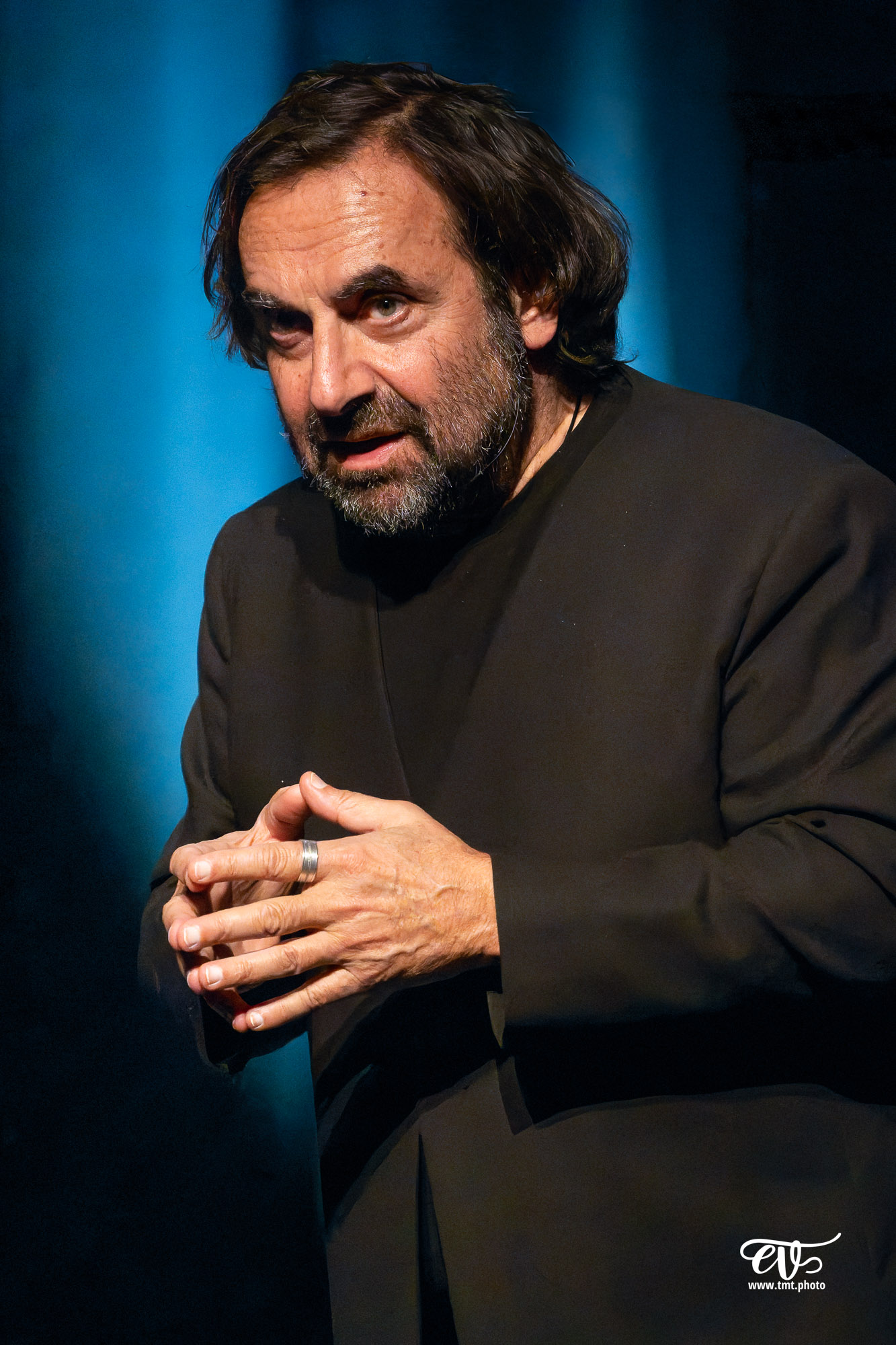 ANDRÉ MANOUKIAN